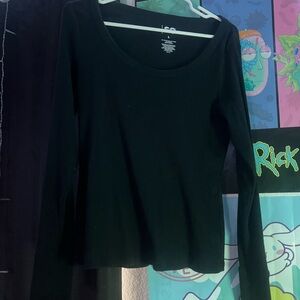 black long sleeve t shirt